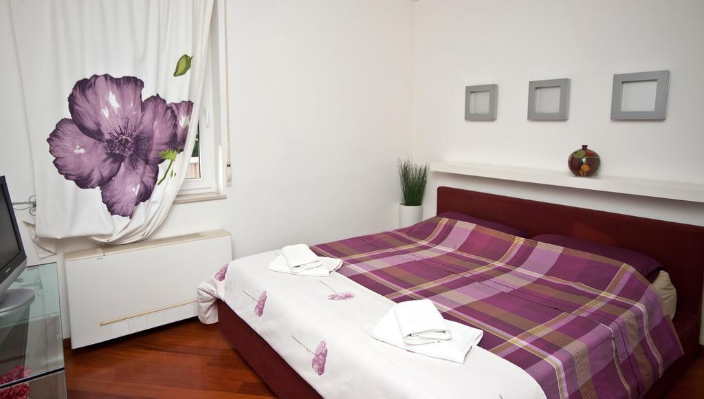 Apartment Sunny Split Chambre photo